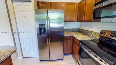 9073 W 33rd Avenue Hialeah FL 33018