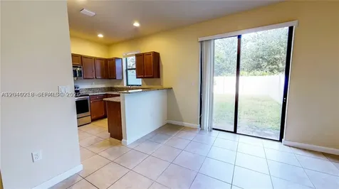 9073 W 33rd Avenue Hialeah FL 33018