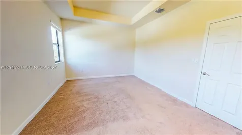 9073 W 33rd Avenue Hialeah FL 33018