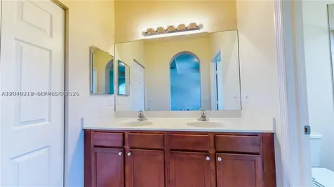 9073 W 33rd Avenue Hialeah FL 33018