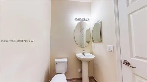 9073 W 33rd Avenue Hialeah FL 33018