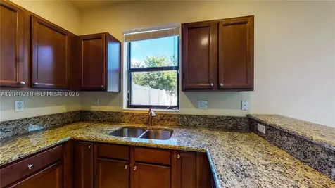 9073 W 33rd Avenue Hialeah FL 33018