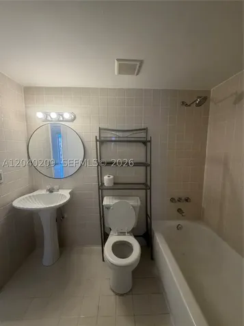 4717 NW 7th Street Miami FL 33126
