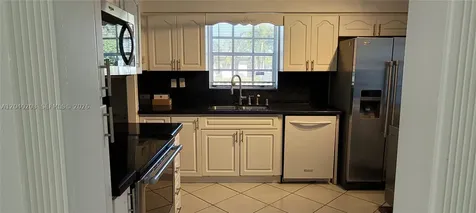 5200 SW 89th Place Miami FL 33165
