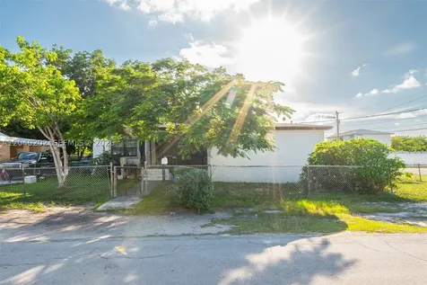 7190 NW 21st Avenue Miami FL 33147