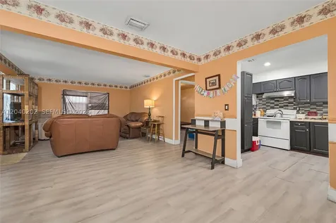 7190 NW 21st Avenue Miami FL 33147