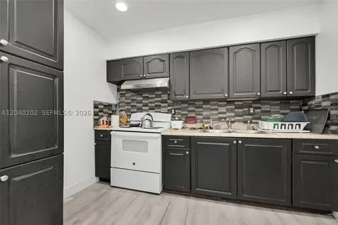 7190 NW 21st Avenue Miami FL 33147
