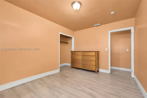 7190 NW 21st Avenue Miami FL 33147