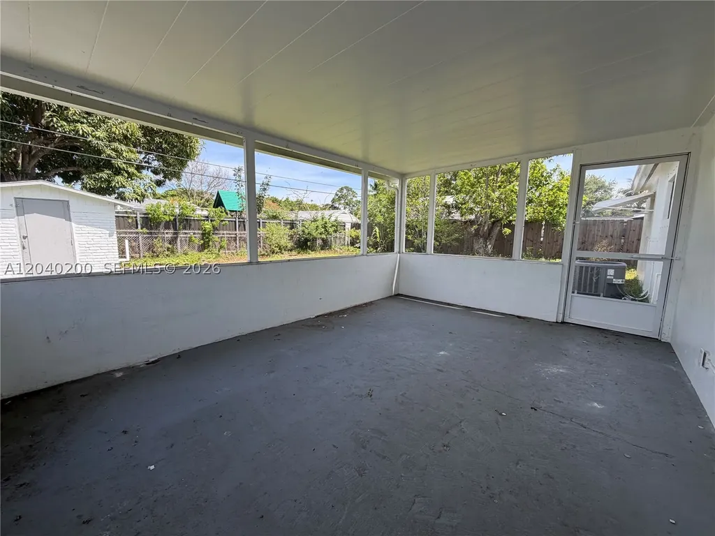 1740 SW 47th Avenue Fort Lauderdale FL 33317