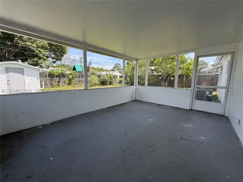 1740 SW 47th Avenue Fort Lauderdale FL 33317