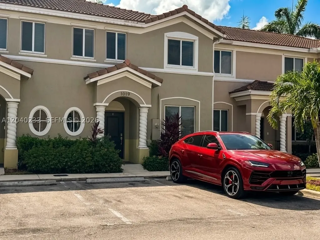1019 SE 24th Terrace Homestead FL 33035
