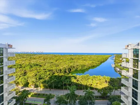 1121 Crandon Boulevard Key Biscayne FL 33149