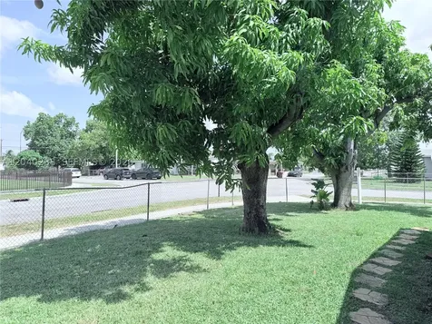 3397 W 14th Court Hialeah FL 33012