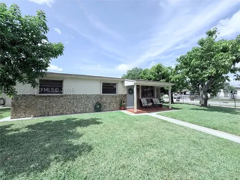 3397 W 14th Court Hialeah FL 33012
