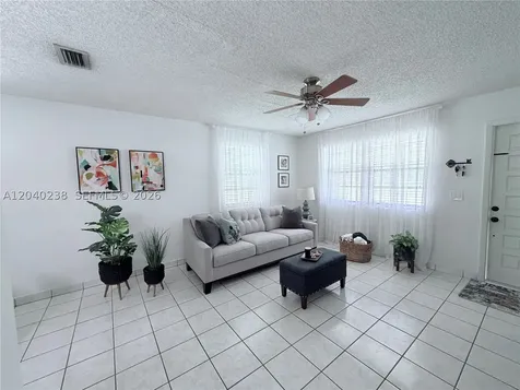 3397 W 14th Court Hialeah FL 33012