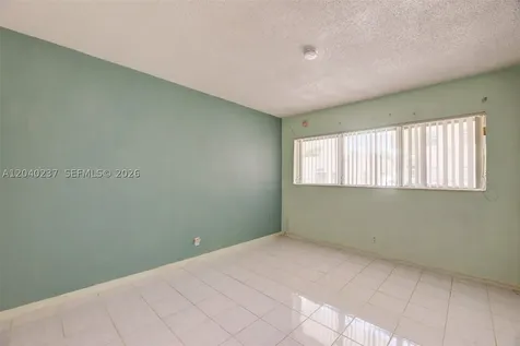1450 NE 170th Street North Miami Beach FL 33162