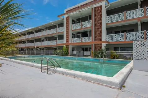 1450 NE 170th Street North Miami Beach FL 33162