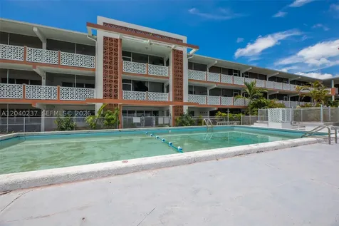 1450 NE 170th Street North Miami Beach FL 33162