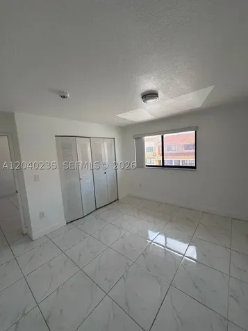 2740 W 61st Street Hialeah FL 33016
