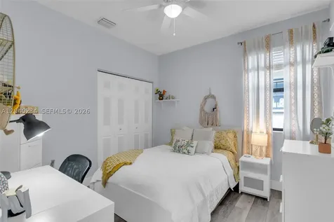 3416 W 109th Place Hialeah FL 33018