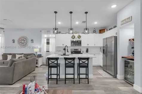 3416 W 109th Place Hialeah FL 33018
