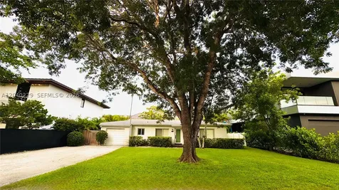 7415 SW 56 Avenue Miami FL 33143