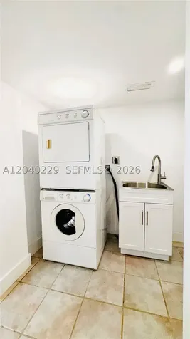 7415 SW 56 Avenue Miami FL 33143