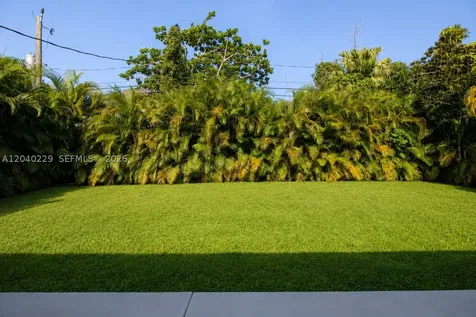 7415 SW 56 Avenue Miami FL 33143