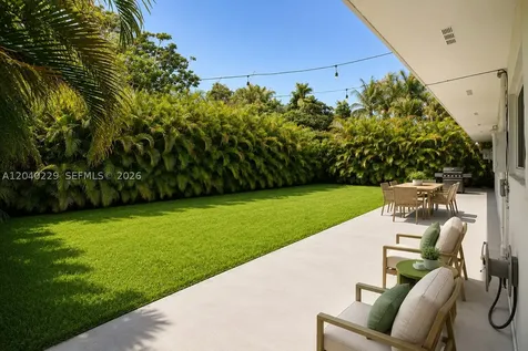 7415 SW 56 Avenue Miami FL 33143