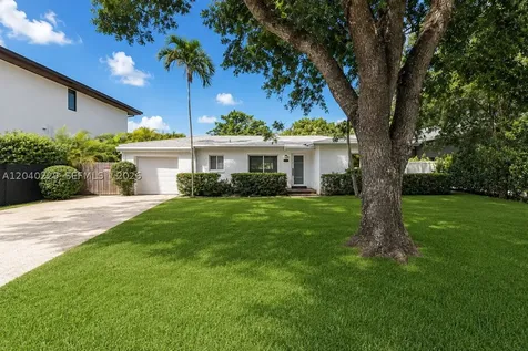 7415 SW 56 Avenue Miami FL 33143