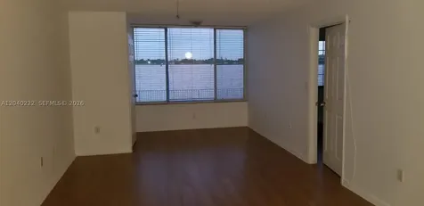 2811 N Oakland Forest Drive Oakland Park FL 33309