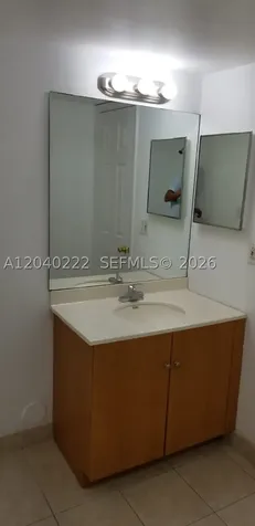 2811 N Oakland Forest Drive Oakland Park FL 33309