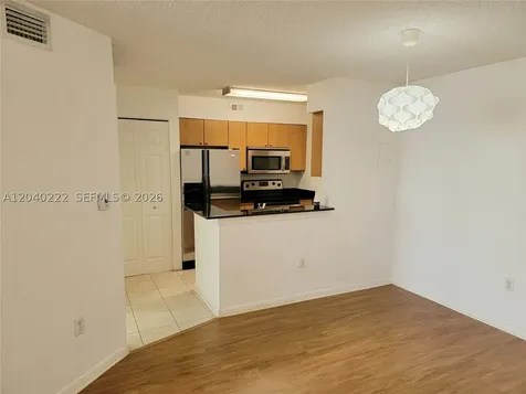 2811 N Oakland Forest Drive Oakland Park FL 33309