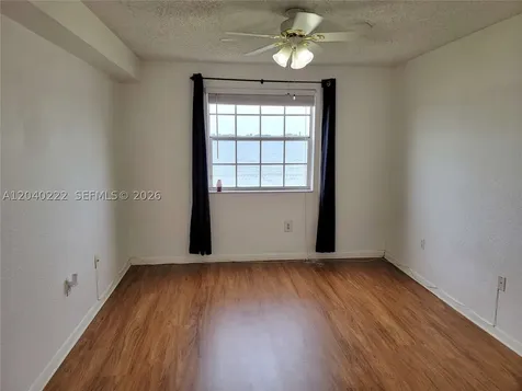 2811 N Oakland Forest Drive Oakland Park FL 33309