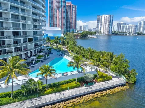 3300 NE 188th Street Aventura FL 33180