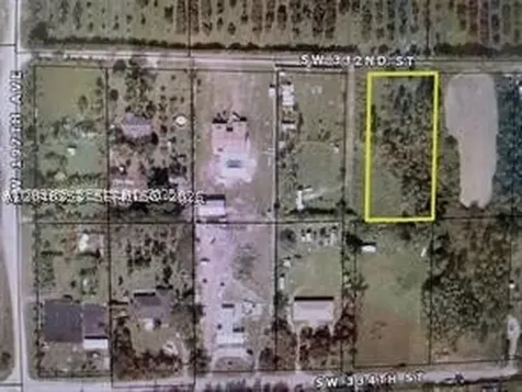 19440 SW 332 Street Homestead FL 33034
