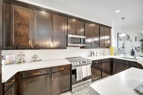 11355 SW 14th Street Pembroke Pines FL 33025