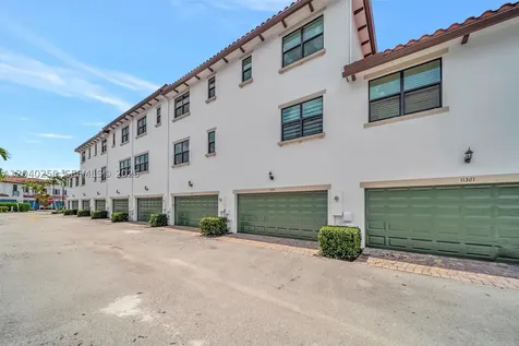 11355 SW 14th Street Pembroke Pines FL 33025