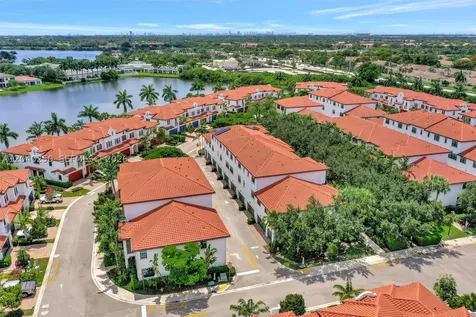 11355 SW 14th Street Pembroke Pines FL 33025