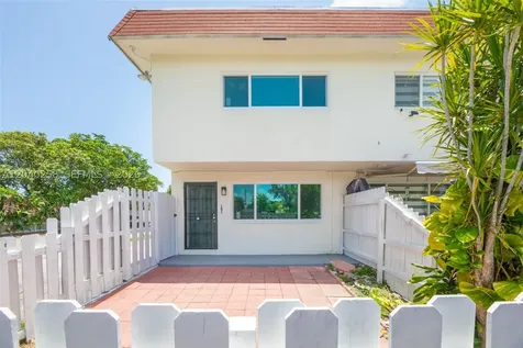 1450 NE 151st Street Miami FL 33162