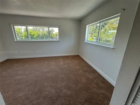 1450 NE 151st Street Miami FL 33162