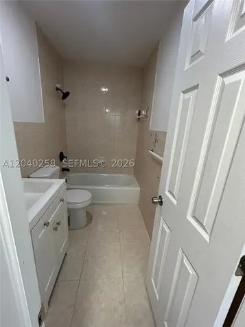 1450 NE 151st Street Miami FL 33162