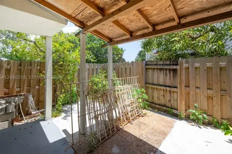 1450 NE 151st Street Miami FL 33162