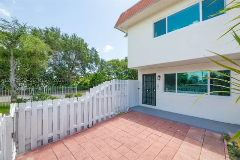 1450 NE 151st Street Miami FL 33162