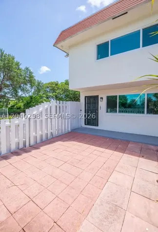 1450 NE 151st Street Miami FL 33162