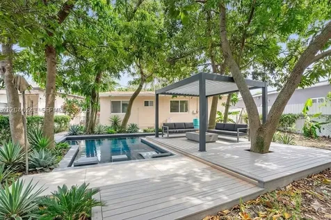 839 NW 116th Street Miami FL 33168