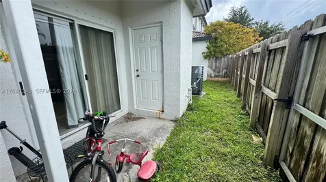 2324 SE 23rd Road Homestead FL 33035