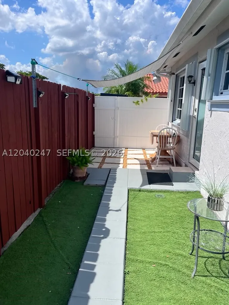 1607 SW 136th Place Miami FL 33175