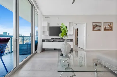 888 Biscayne Boulevard Miami FL 33132