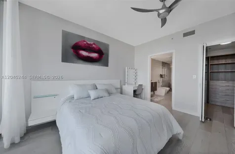 888 Biscayne Boulevard Miami FL 33132